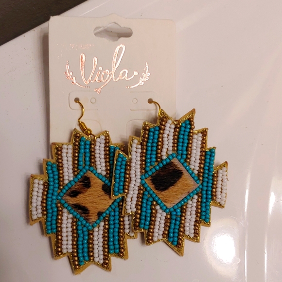 Southwestern Vintage Earrings, New on Card, Never Worn, Super Cute - Picture 1 of 3